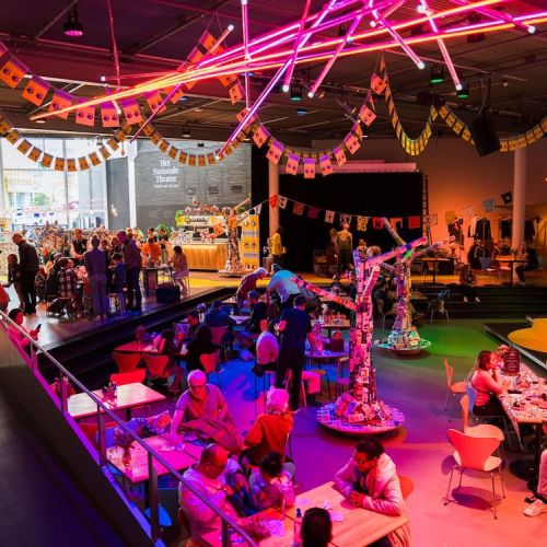 Festival Centre: PAPER PARTY!